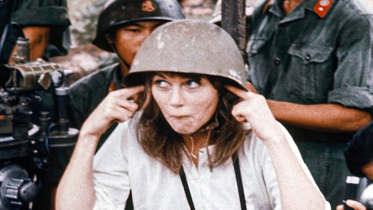 Jane Fonda and the Controversial Vietnam Photo: Unveiling a Divisive Moment in Her Life